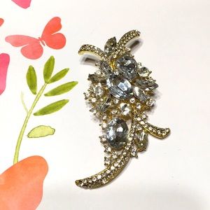 Statement Brooch silver stones,gold tone metal NEW
